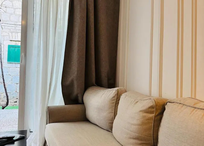 Stari Dvor Апартаменты *